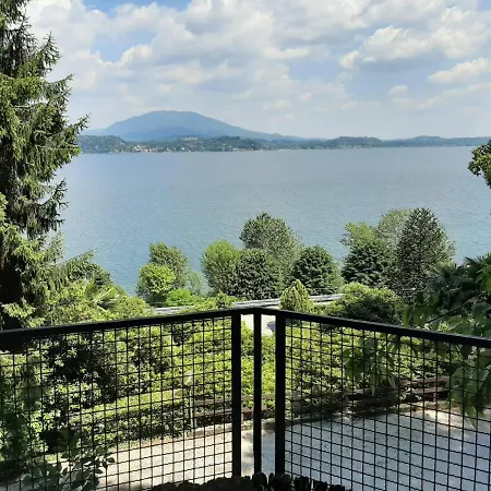 Bmp Gioiosa 1 Terrazza Vista Бельджирате