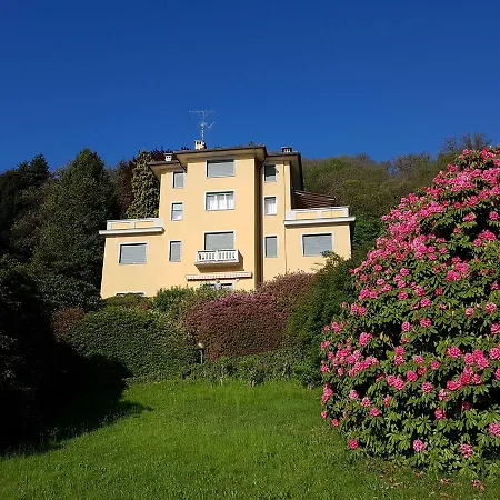 Bmp Gioiosa 1 Terrazza Vista * Бельджирате