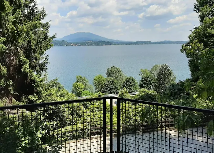 Bmp Gioiosa 1 Terrazza Vista بيلجيراتي