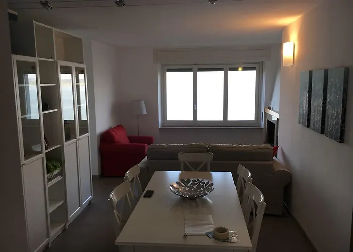 Bmp Gioiosa 1 Terrazza Vista شقة بيلجيراتي